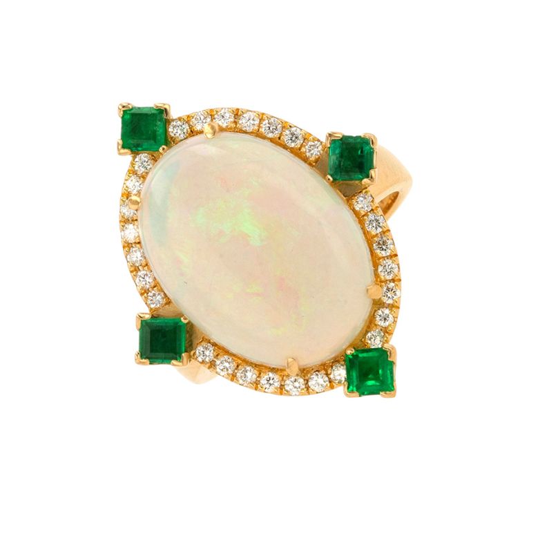 Bague vintage opale, émeraudes 0.88 carat et diamants 0.18 carat or jaune 10.59g Comme neuf -  reconditionné disponible sur Gemme Les Bijoux